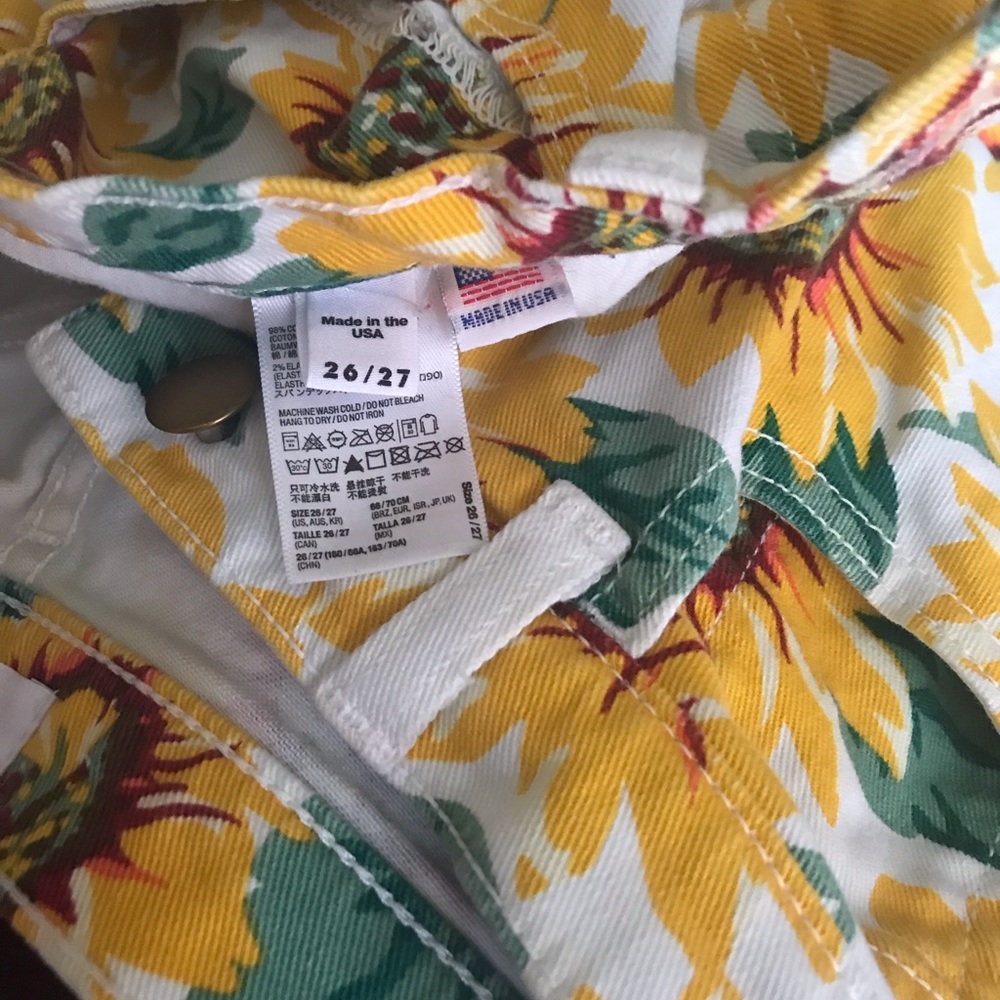 American Apparel sunflower shorts - Picture 6 of 7